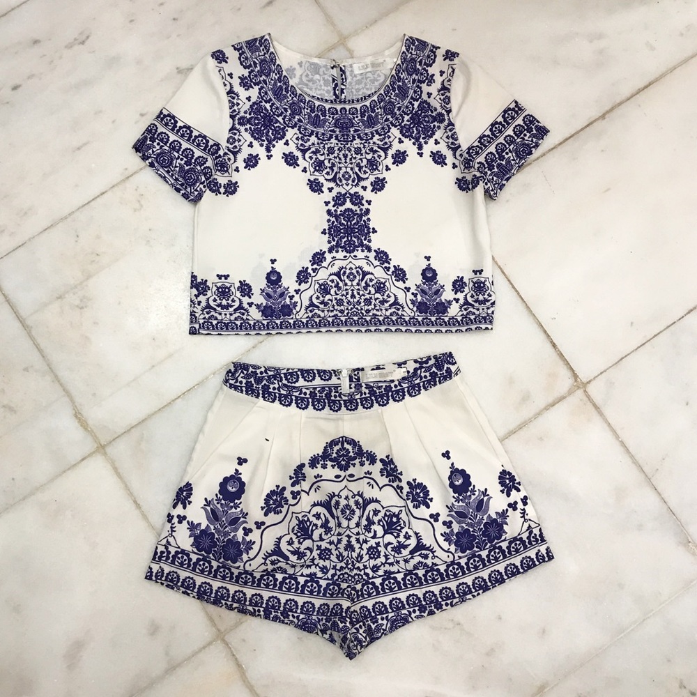 Blue & white 2 piece